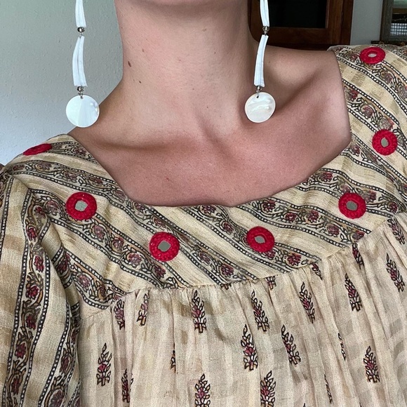 Ramona Rull New York
70s/80s Bohemian
Hand block printed
Mirror work dress - Picture 5 of 6